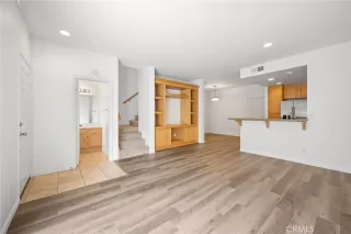 Photo #4: SW23107573 Listing