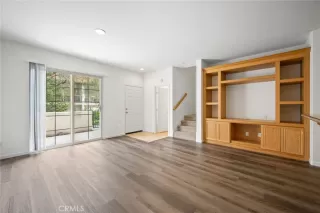 Photo #5: SW23107573 Listing