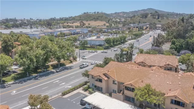 MLS: SW23110253 Condo For Sale