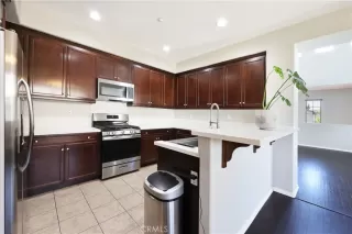 Photo #5: SW23118219 Listing 