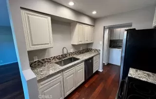 Photo #4: SW23121187 Listing