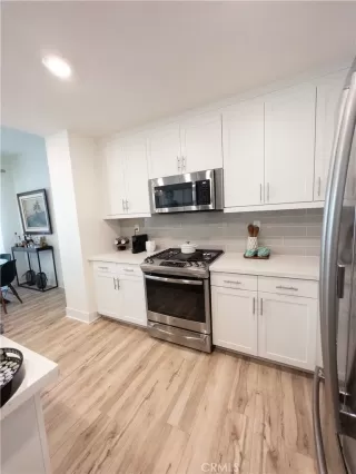 Photo #2: SW23132260 Listing