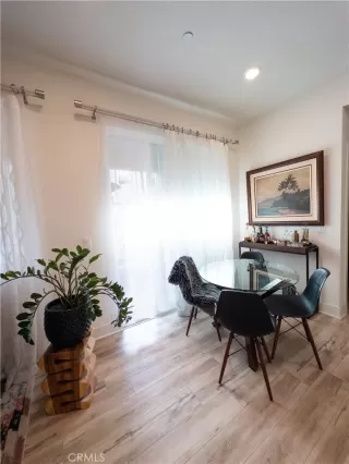 Photo #6: SW23132260 Listing