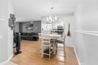 Photo #1: SW23141757 Listing