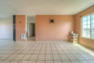 Photo #3: SW23151337 Listing 