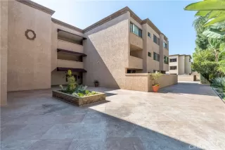 Photo #4: SW23168091 Listing