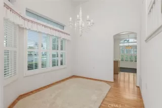 Photo #2: SW23182303 Listing