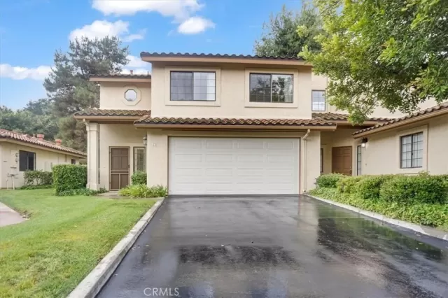 MLS: SW23182385 Condo For Sale