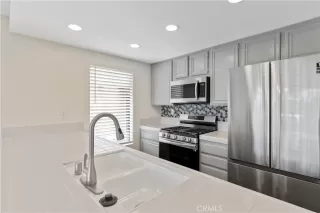 Photo #4: SW23186268 Listing