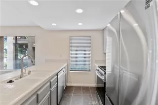 Photo #5: SW23186268 Listing