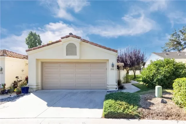 MLS: SW23195958 Condo For Sale