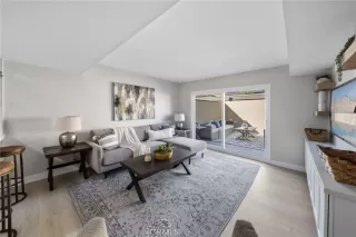 Photo #3: SW23201638 Listing 