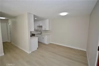 Photo #6: SW23228020 Listing