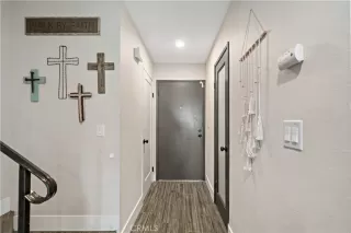 Photo #2: SW23228522 Listing