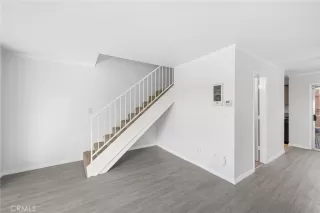 Photo #4: SW24022885 Listing