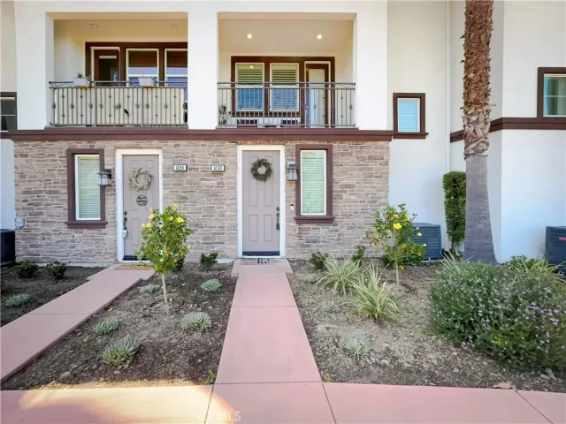 MLS: SW24065564 Condo For Sale