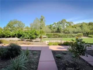 Photo #5: SW24065564 Listing