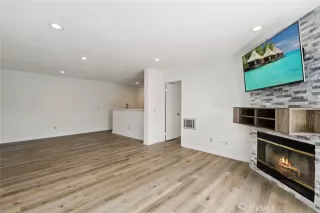 Photo #5: SW24082398 Listing 
