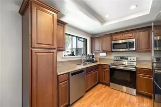 Photo #4: SW24089450 Listing