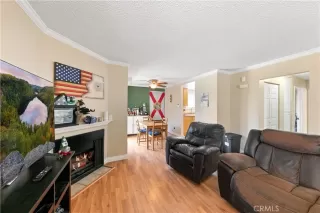 Photo #4: SW24099345 Listing