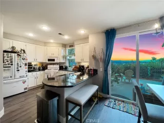 Photo #1: SW24102723 Listing 