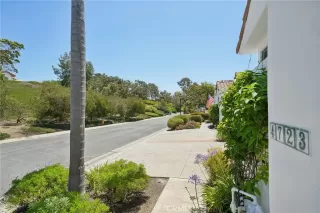 Photo #4: SW24113678 Listing