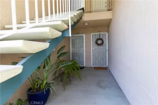 Photo #3: SW24117975 Listing
