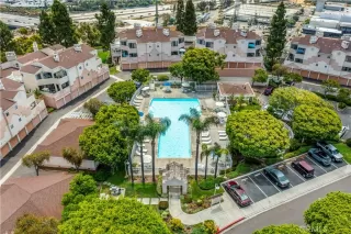 Photo #2: SW24142000 Listing