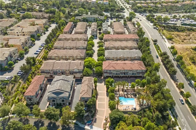 MLS: SW24152689 Condo For Sale