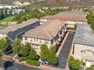 Photo #1: SW24152689 Listing