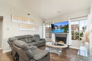 Photo #2: SW24197095 Listing