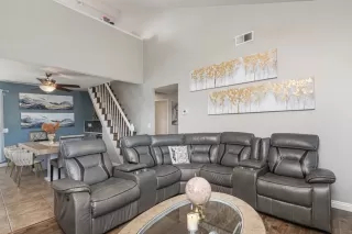 Photo #3: SW24197095 Listing