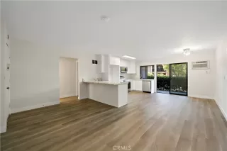 Photo #1: SW24207882 Listing 