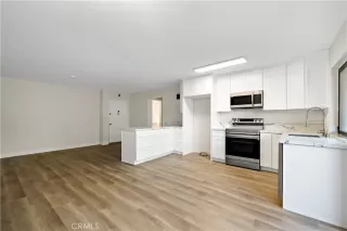 Photo #2: SW24207882 Listing 