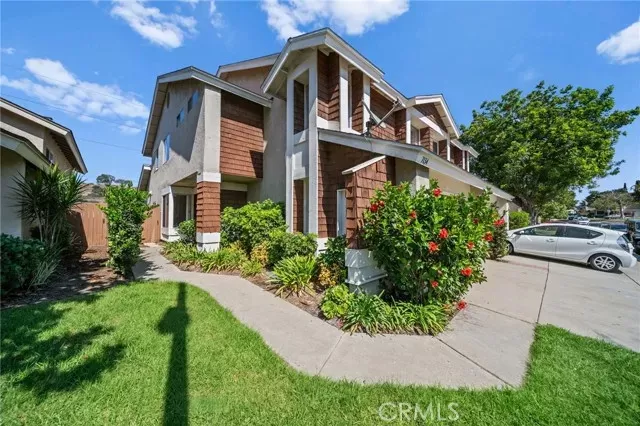 MLS: SW24209991 Condo For Sale