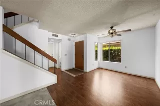 Photo #3: SW24209991 Listing