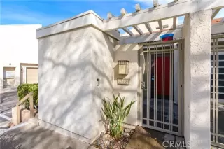 Photo #3: SW24215743 Listing