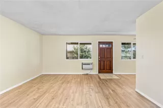 Photo #5: SW24231393 Listing