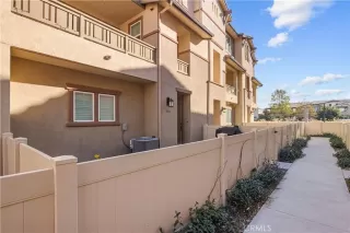 Photo #6: SW24242074 Listing