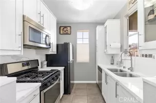 Photo #2: SW24245497 Listing 