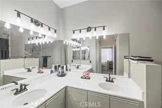 Photo #3: SW24245497 Listing 