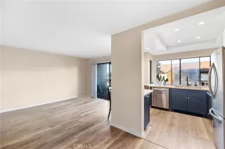 Photo #4: SW24253020 Listing