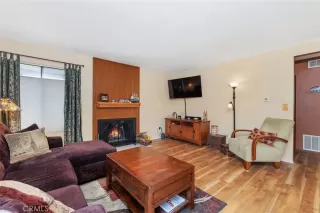 Photo #5: SW24255872 Listing 