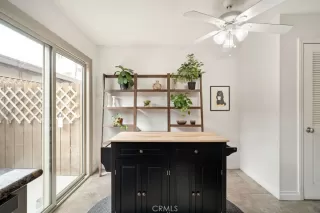 Photo #6: SW25003003 Listing