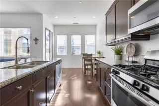 Photo #3: SW25008826 Listing