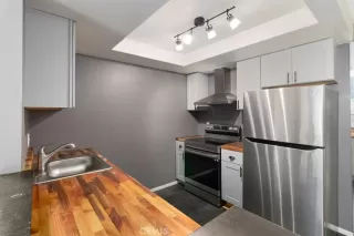 Photo #3: SW25025991 Listing