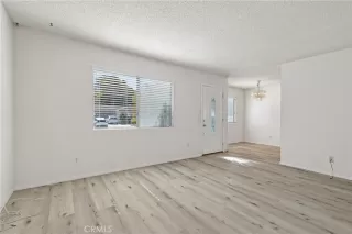 Photo #4: SW25050086 Listing