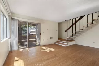 Photo #4: SW25061956 Listing