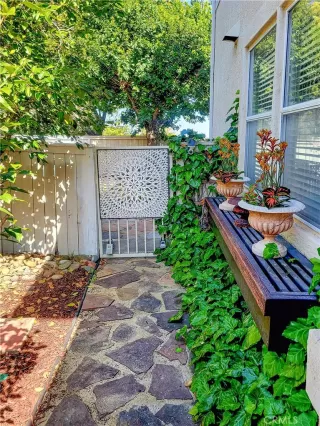 Photo #3: SW25062062 Listing