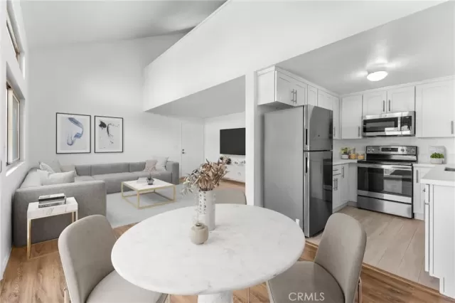 MLS: SW25072983 Condo For Sale